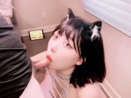 Em Là Con đĩ Hư Hỏng Của Anh