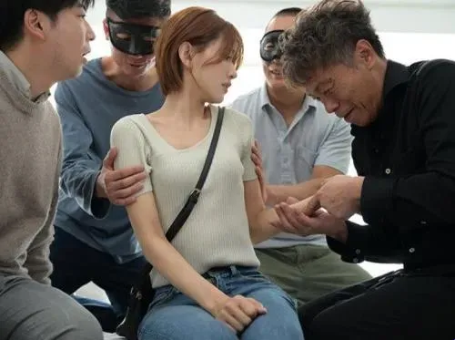 Anh Thích Ngắm Nhìn Em Bị địt Tập Thể Vợ à